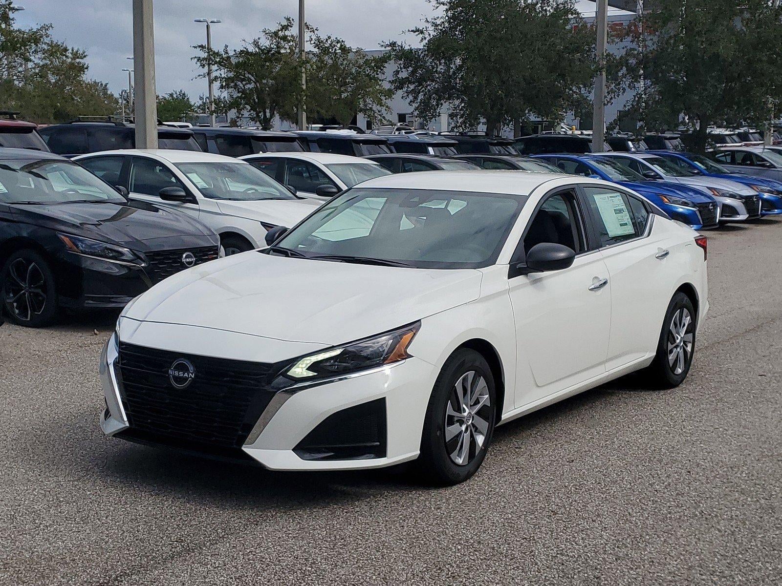 2025 Nissan Altima S FWD