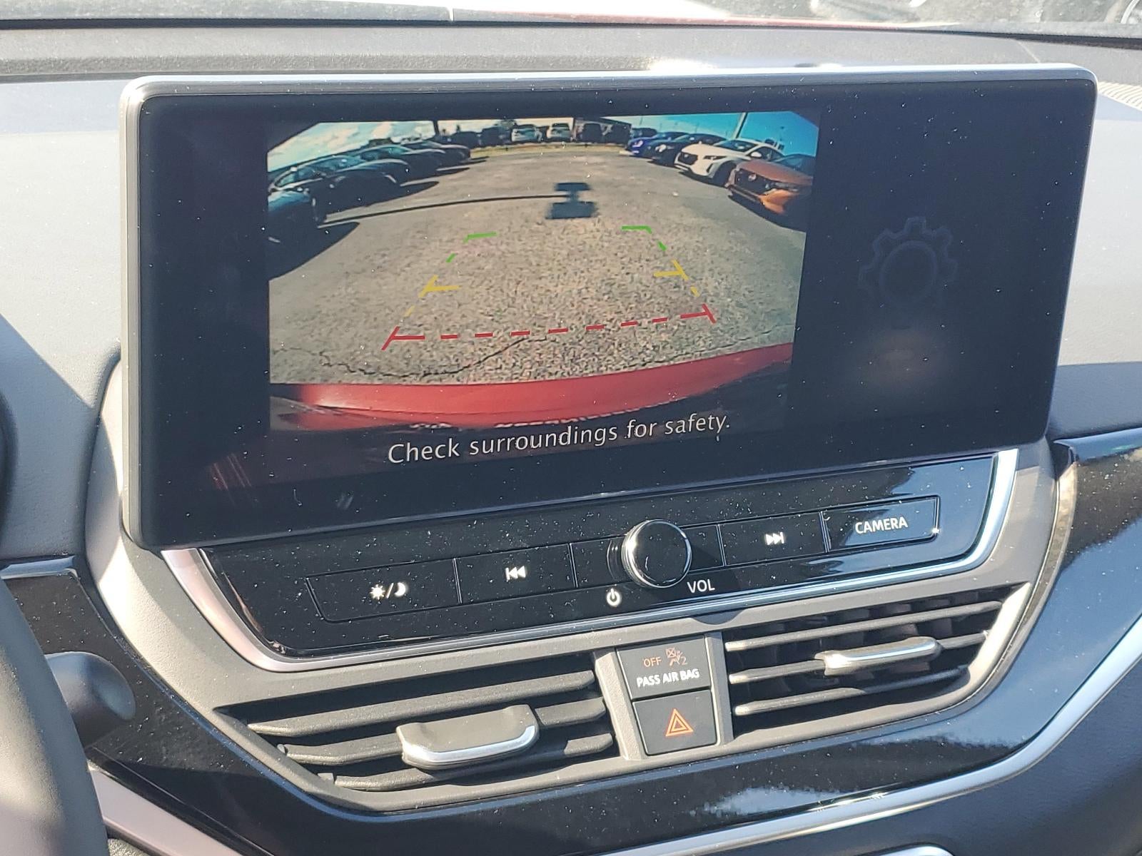 2025 Nissan Altima SR FWD