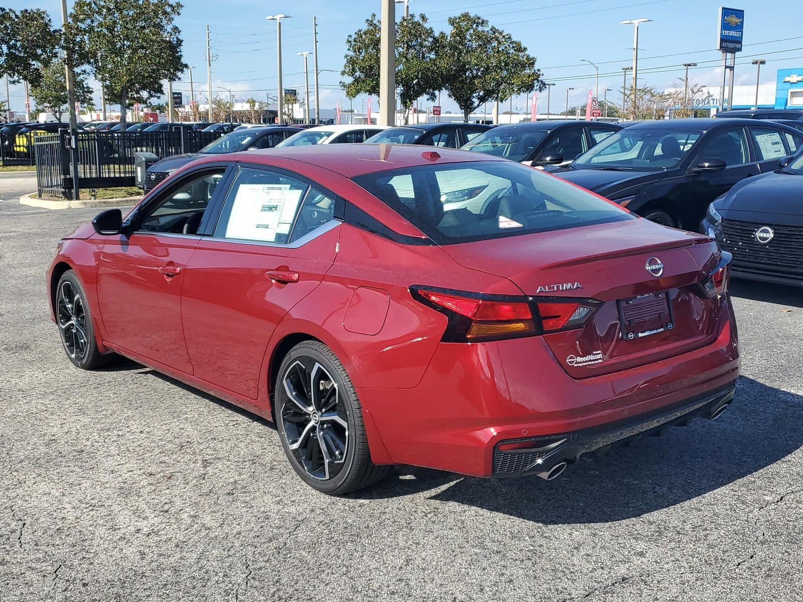 2025 Nissan Altima SR FWD