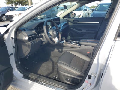 2025 Nissan Altima SR FWD