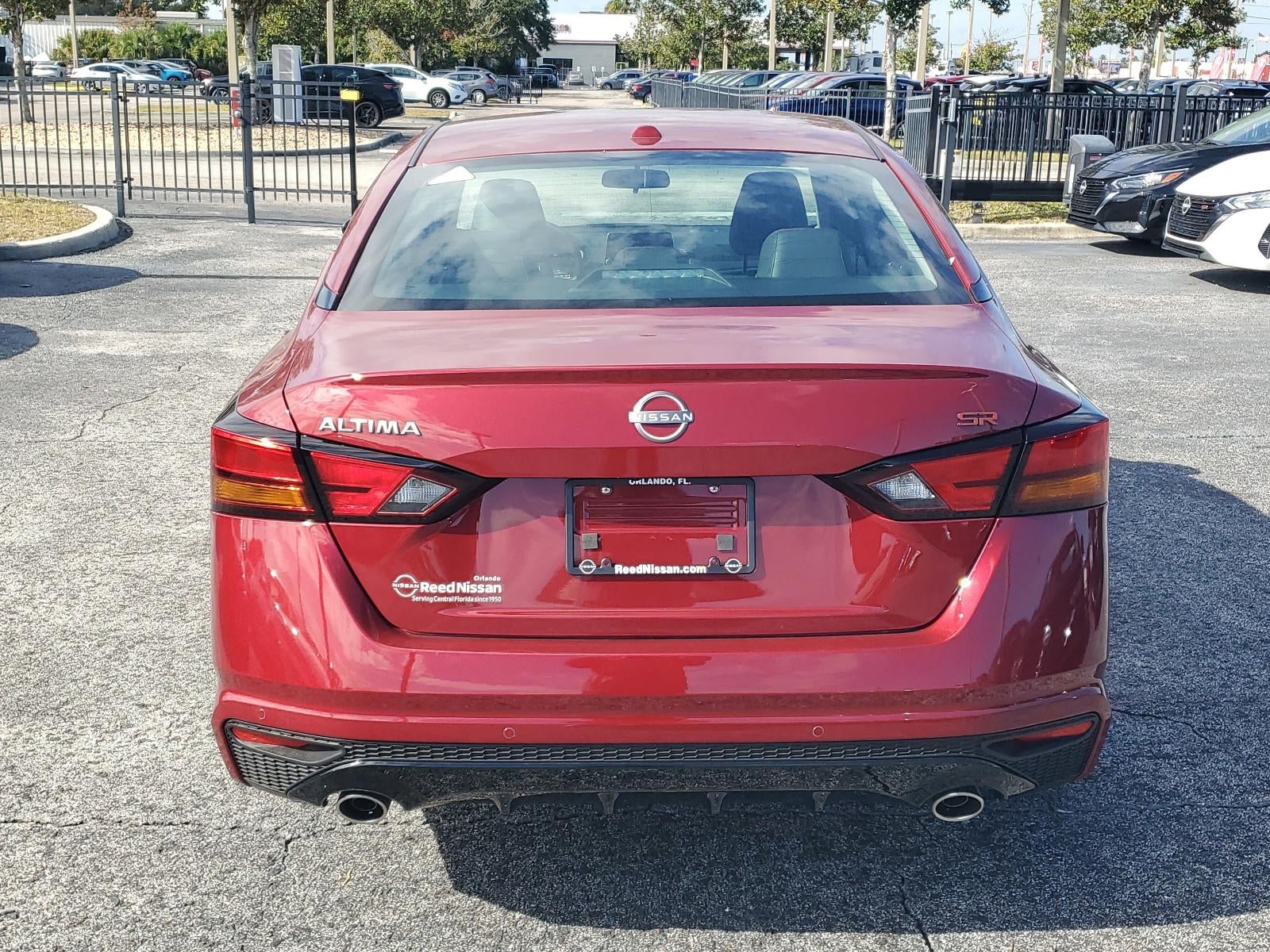 2025 Nissan Altima SR FWD