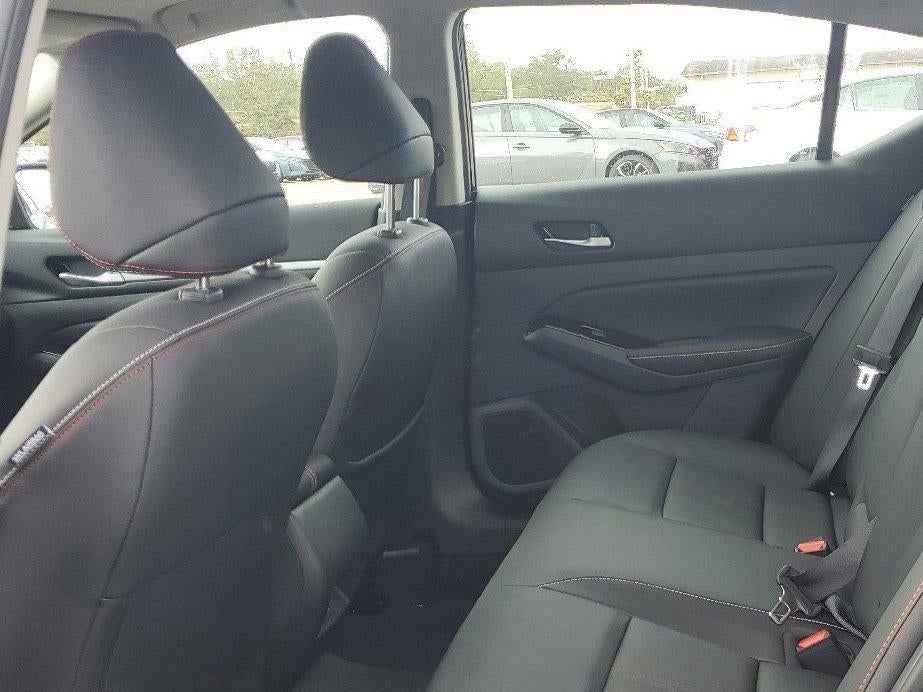 2025 Nissan Altima SR FWD