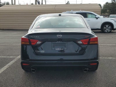 2025 Nissan Altima SR FWD