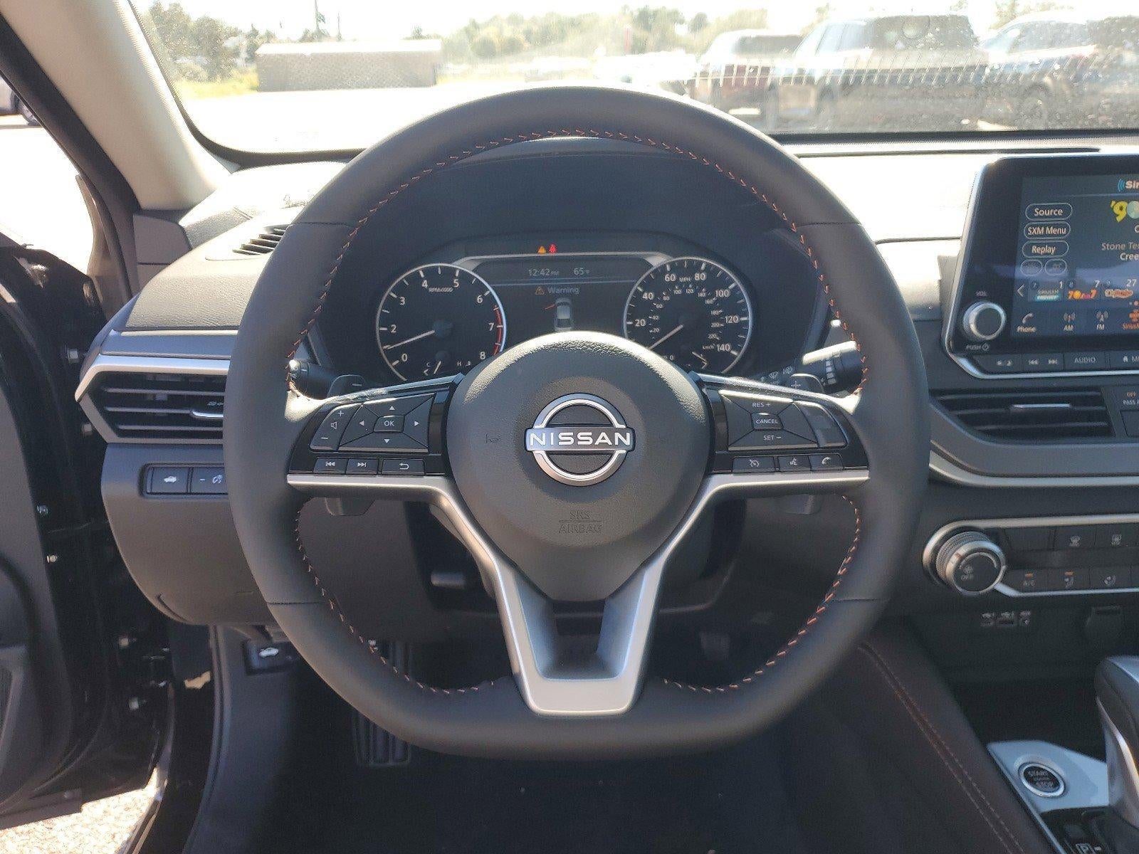 2025 Nissan Altima SR FWD