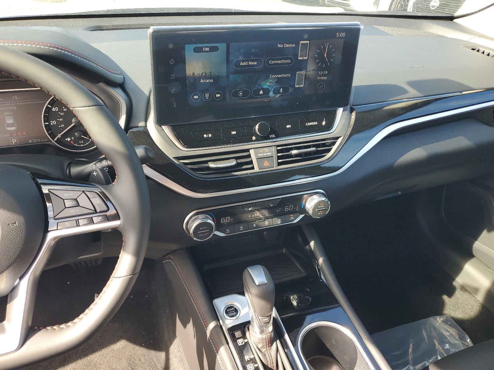 2025 Nissan Altima SR FWD