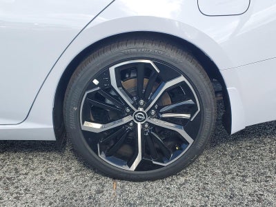 2025 Nissan Altima SR FWD