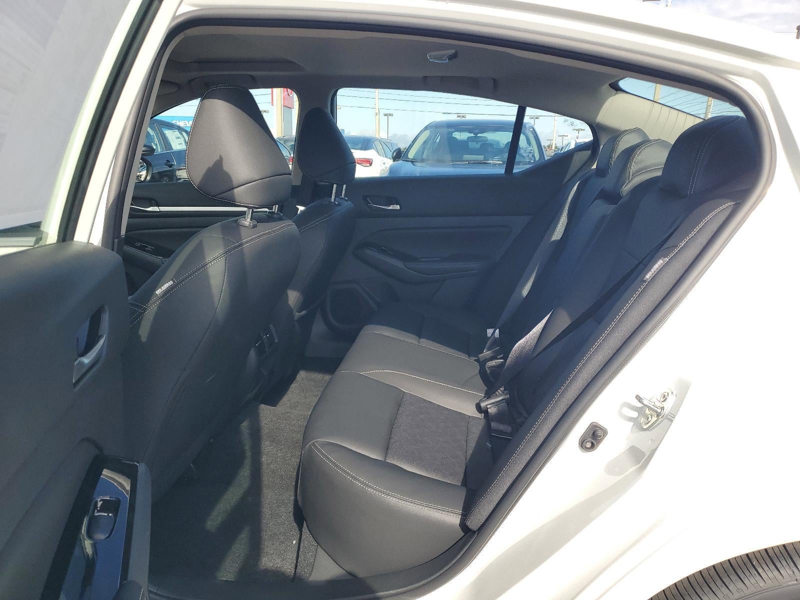 2025 Nissan Altima SL FWD