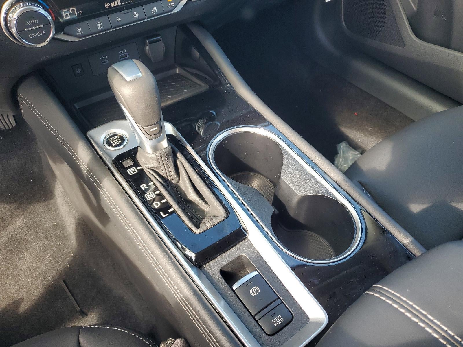 2025 Nissan Altima SL FWD