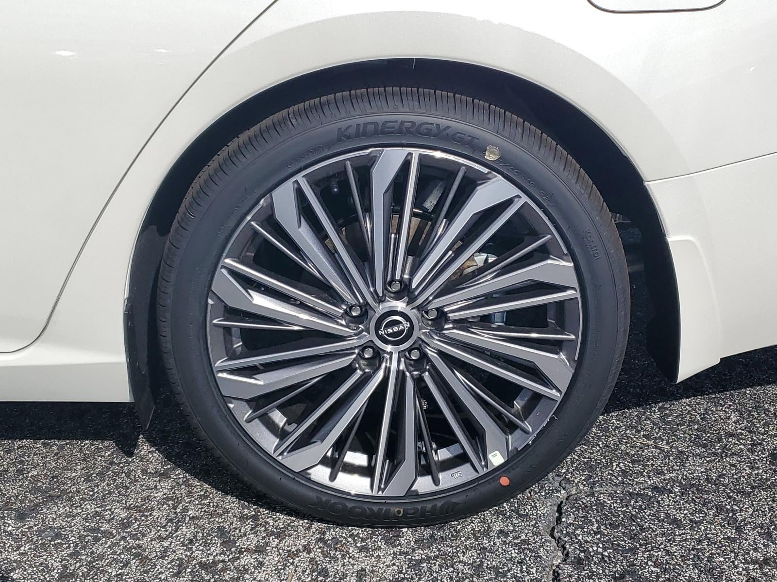 2025 Nissan Altima SL FWD