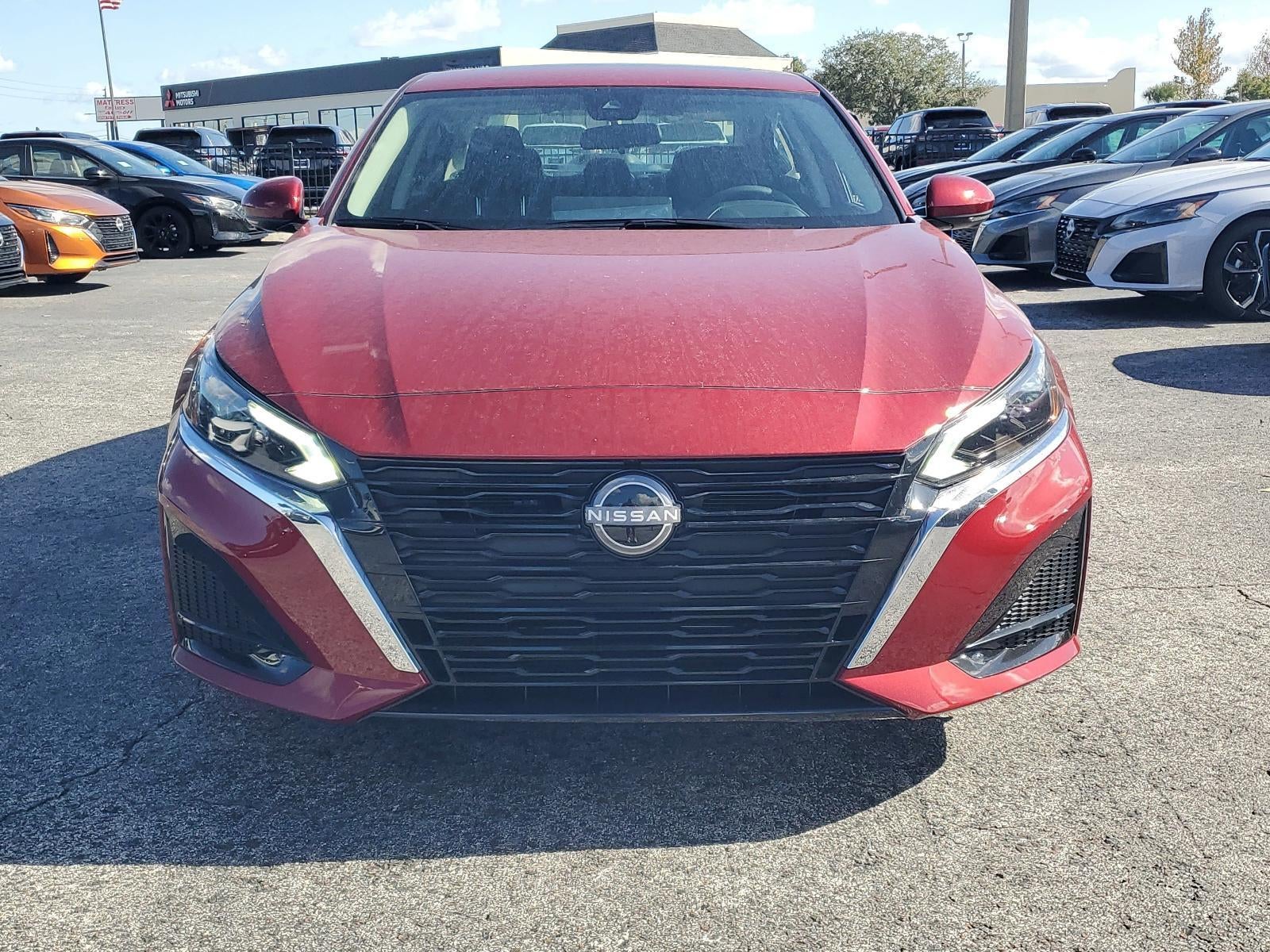 2025 Nissan Altima SL FWD