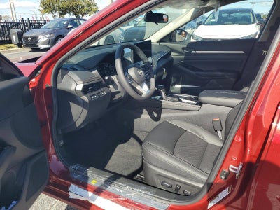 2025 Nissan Altima SL FWD