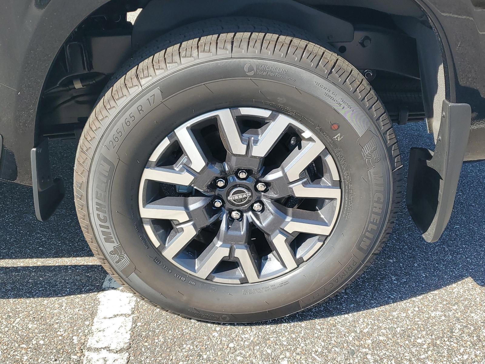 2026 Nissan Frontier Crew Cab 4x2 SV