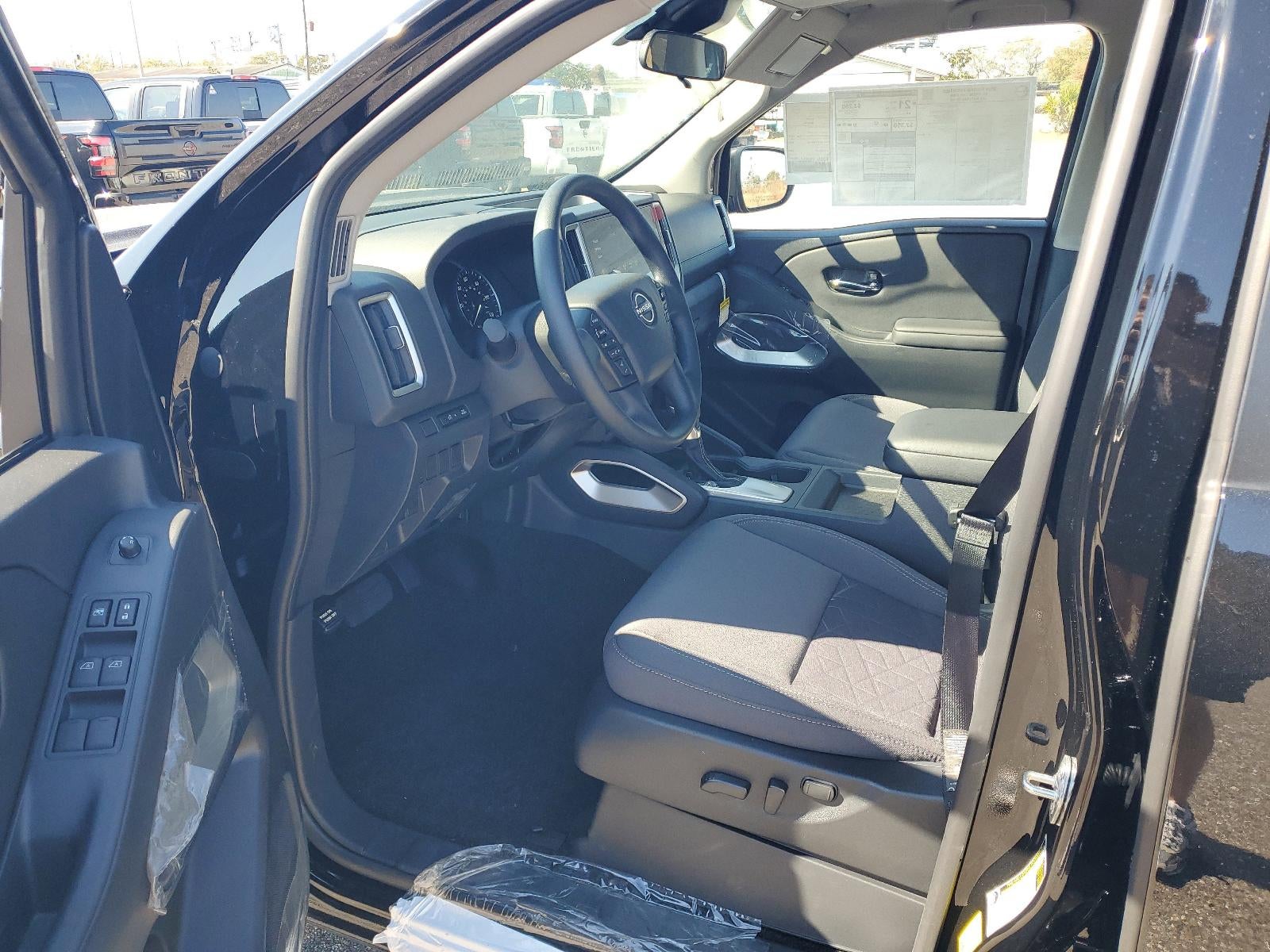 2026 Nissan Frontier Crew Cab 4x2 SV