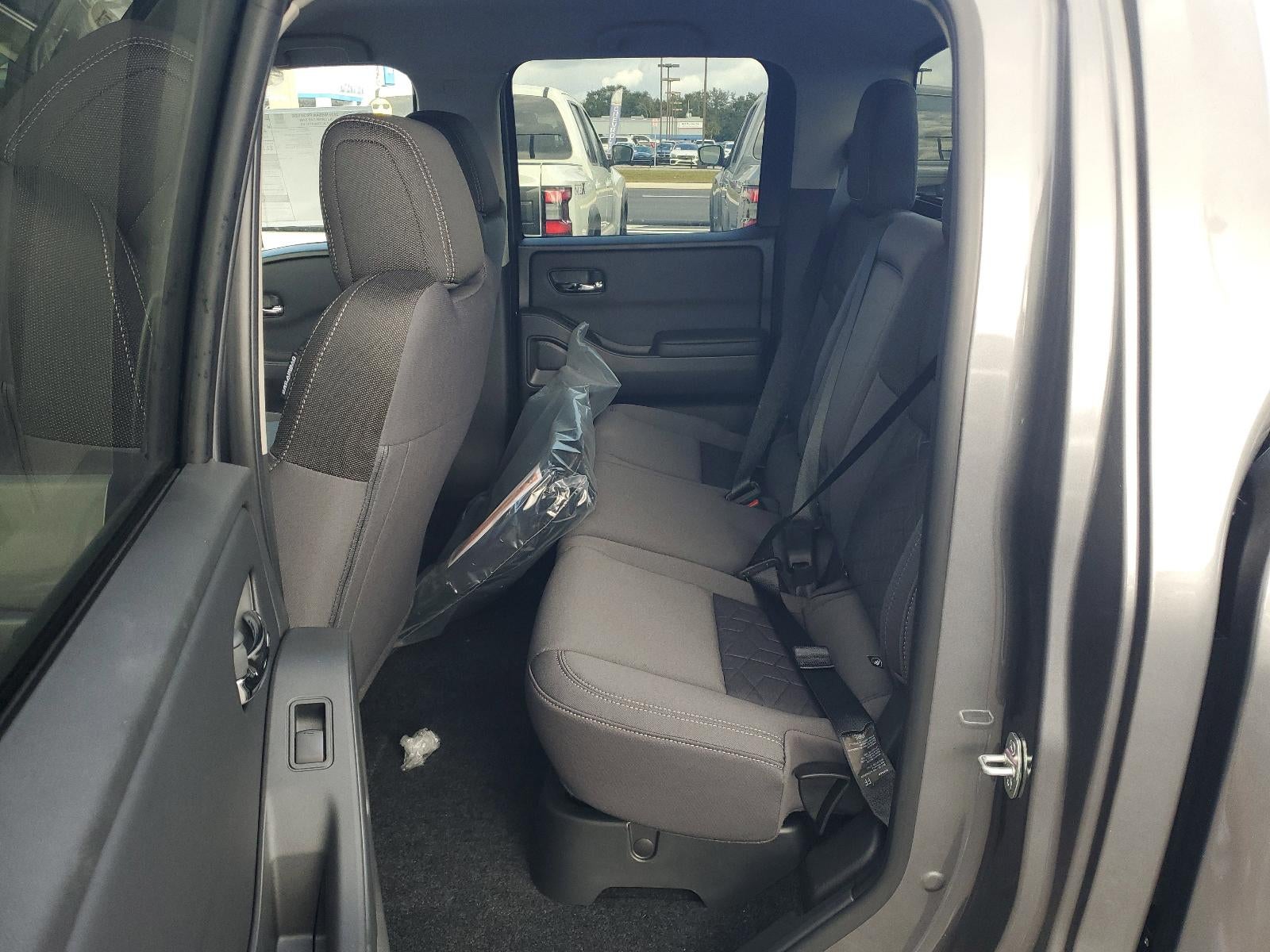 2026 Nissan Frontier Crew Cab 4x2 SV