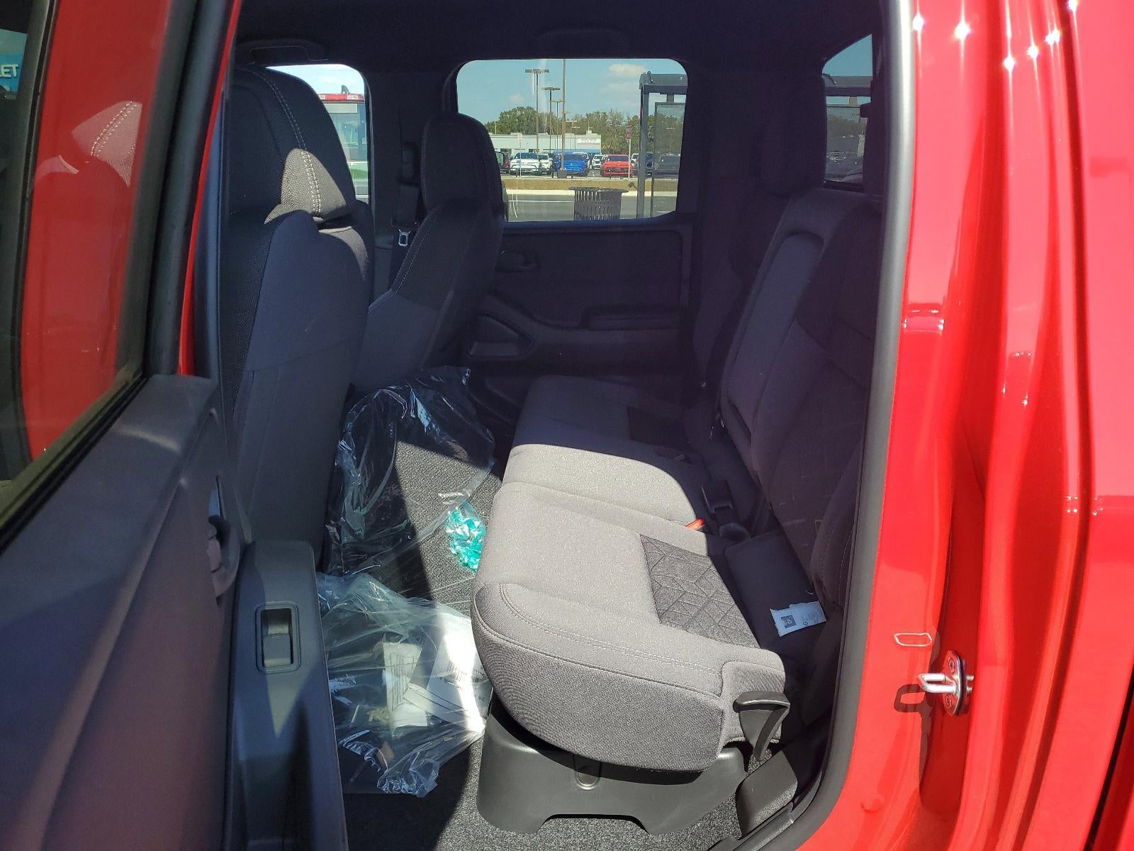 2026 Nissan Frontier Crew Cab 4x2 SV