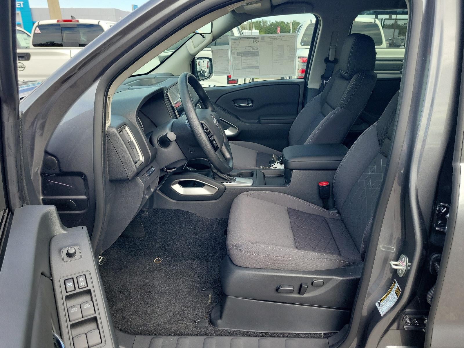 2027 Nissan Frontier Crew Cab 4x2 SV