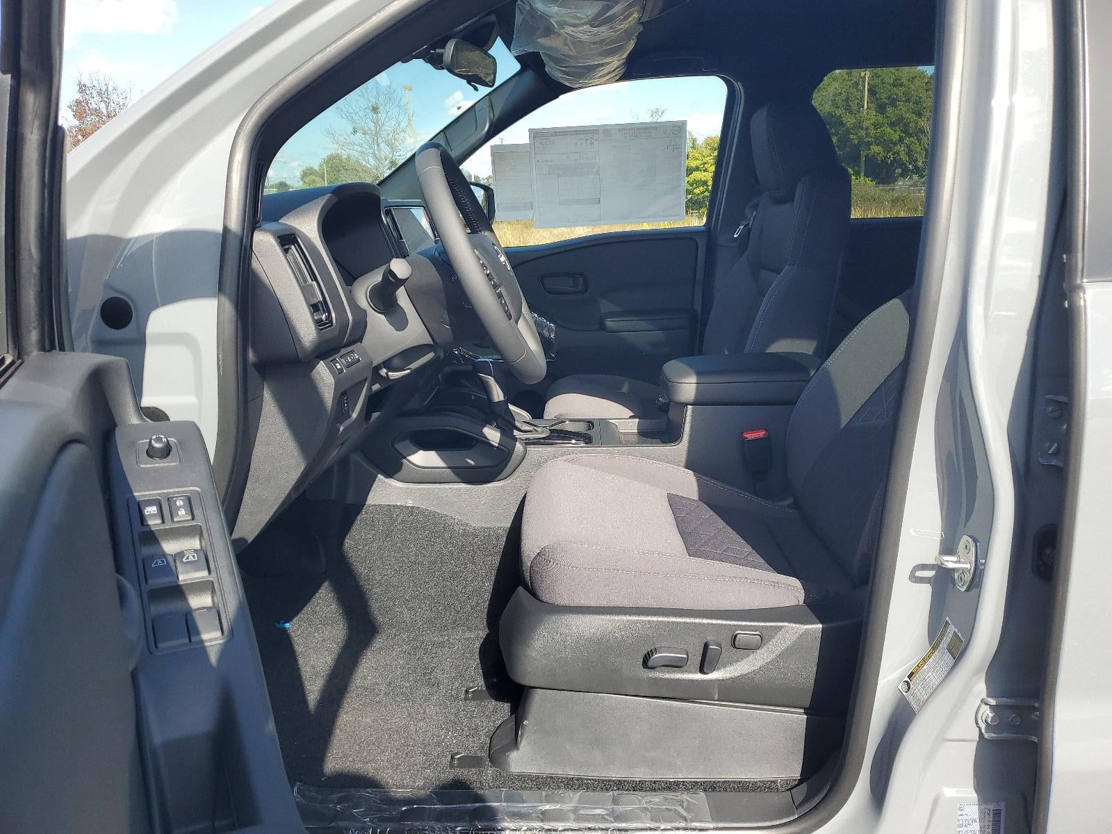 2026 Nissan Frontier Crew Cab 4x2 SV