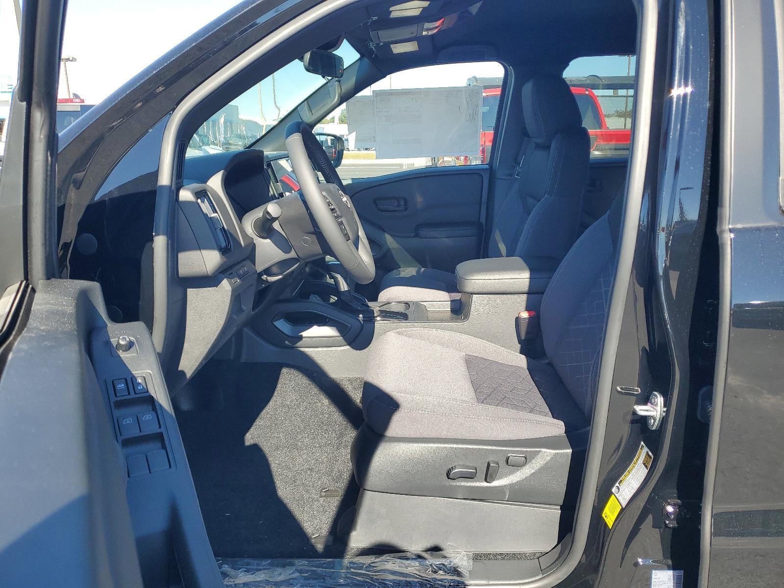 2026 Nissan Frontier Crew Cab 4x2 SV