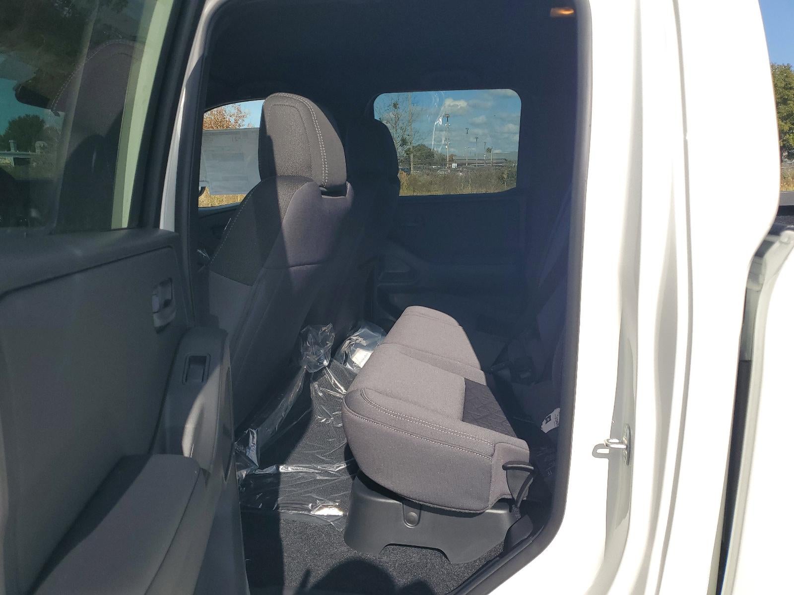 2026 Nissan Frontier Crew Cab 4x2 SV