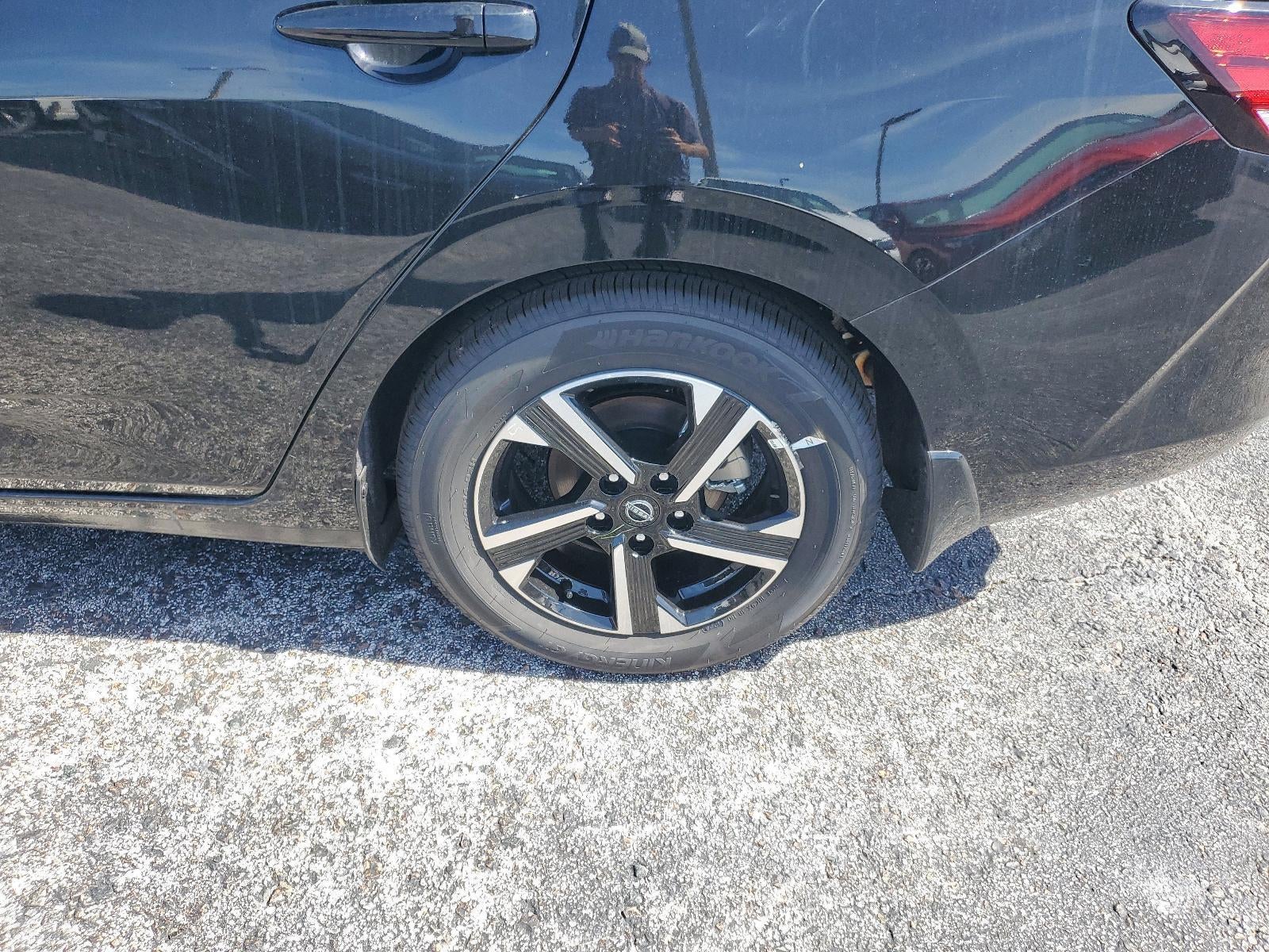 2025 Nissan Sentra SV CVT