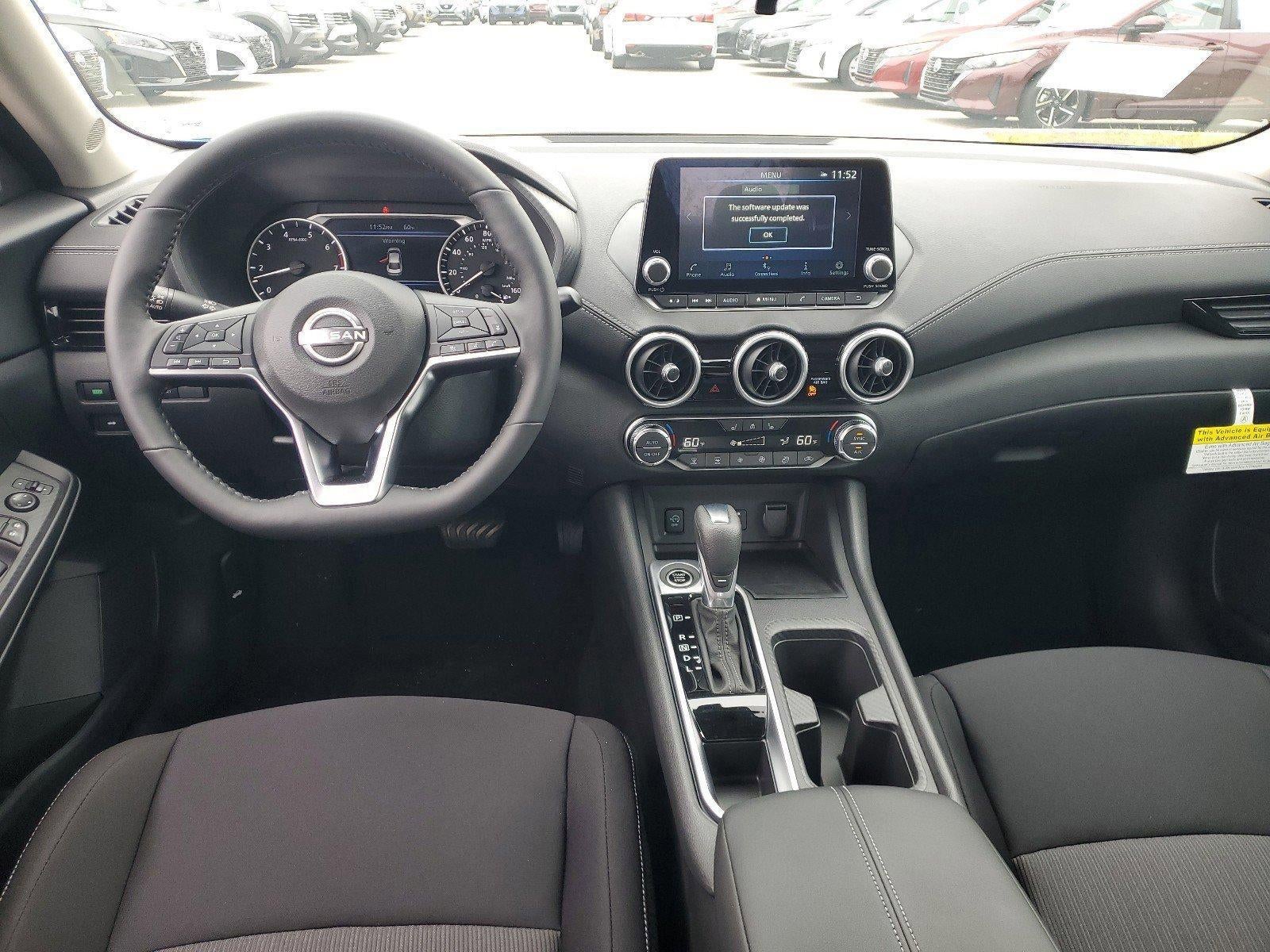 2025 Nissan Sentra SV CVT