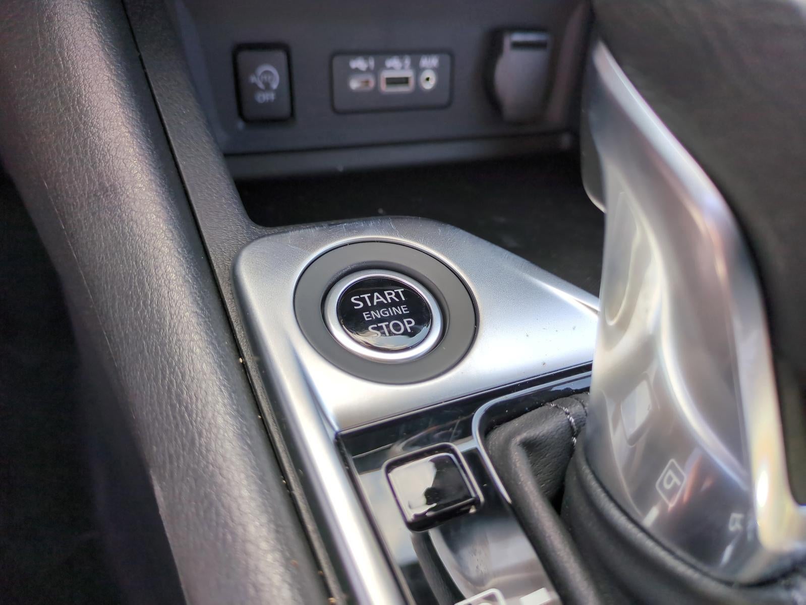 2025 Nissan Sentra SV CVT