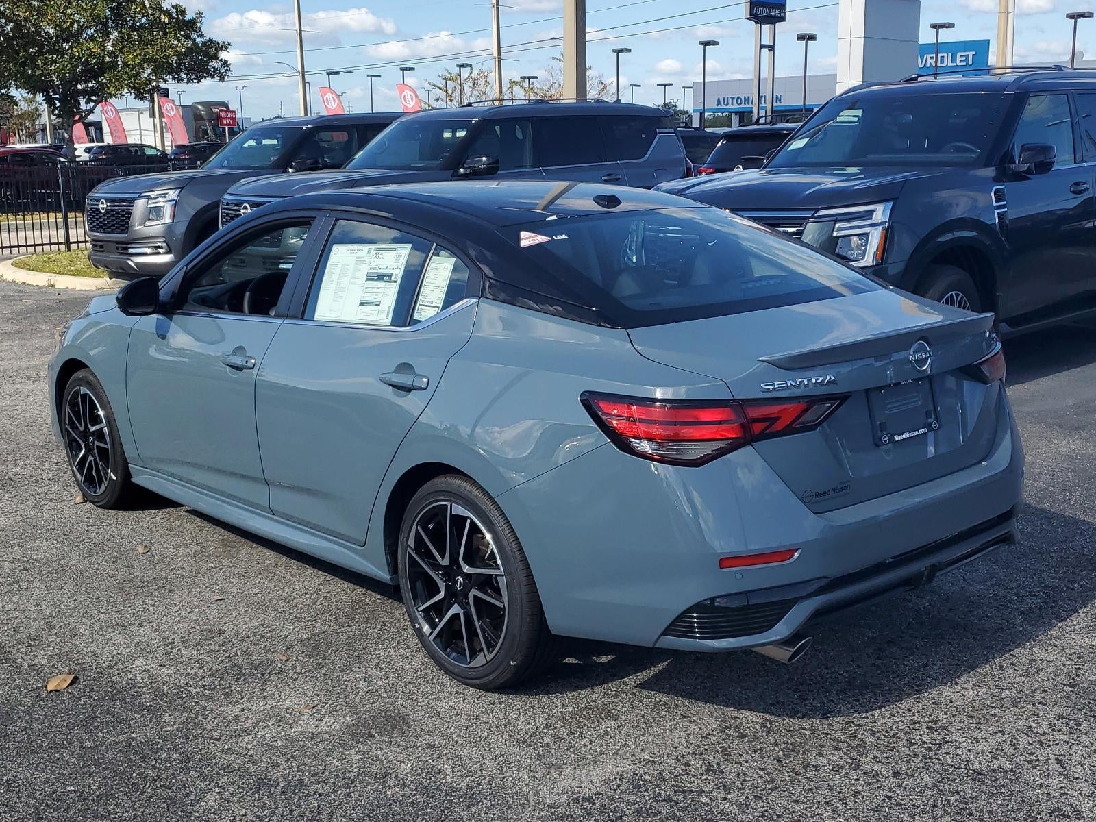 2025 Nissan Sentra SR CVT