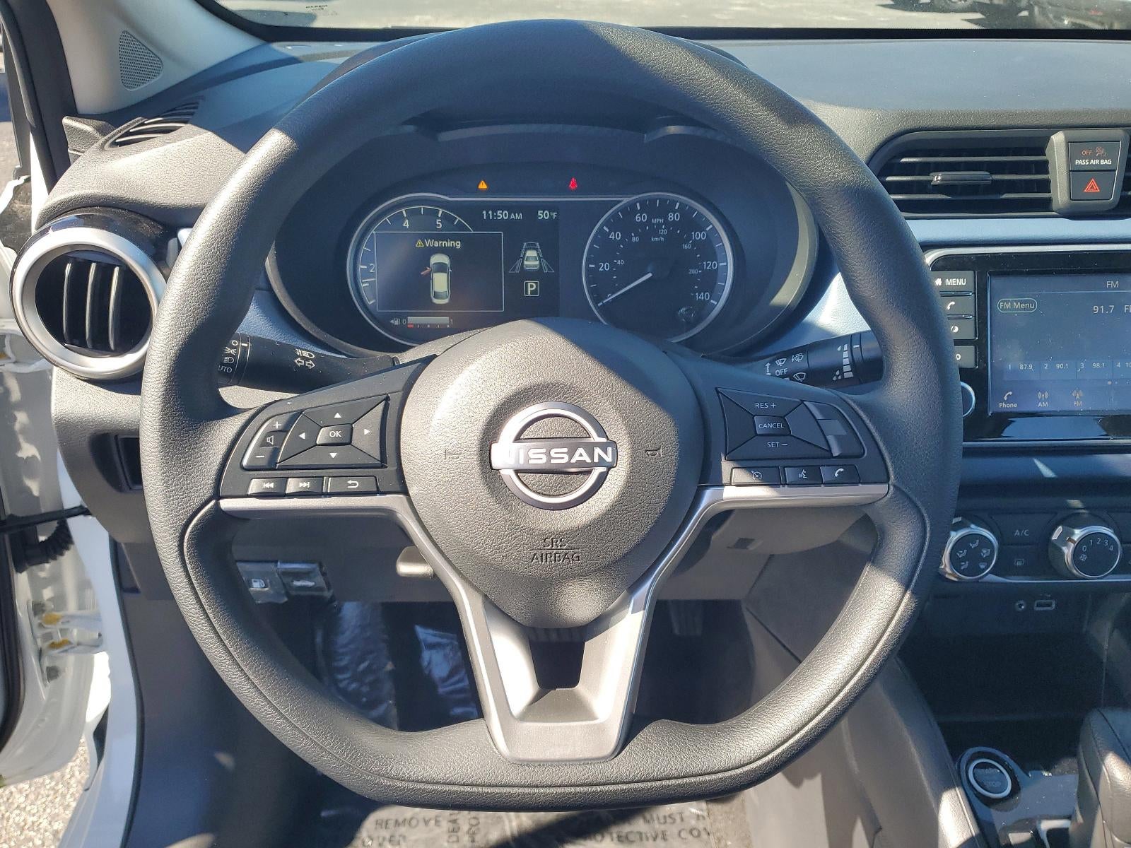 2025 Nissan Versa SV CVT