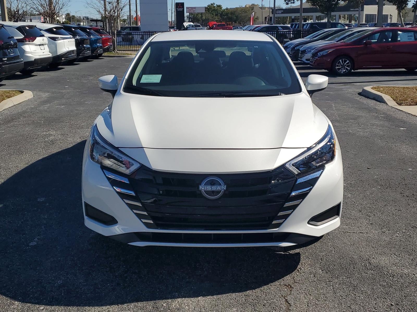 2025 Nissan Versa SV CVT