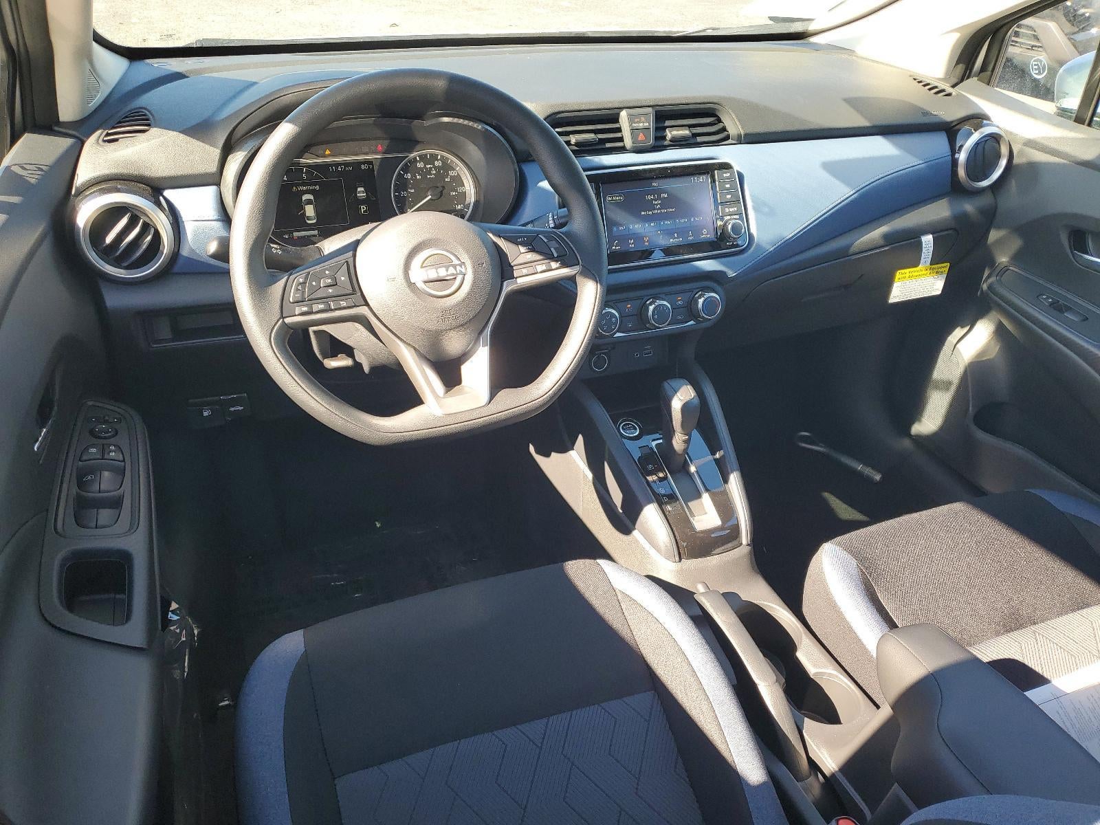 2025 Nissan Versa SV CVT