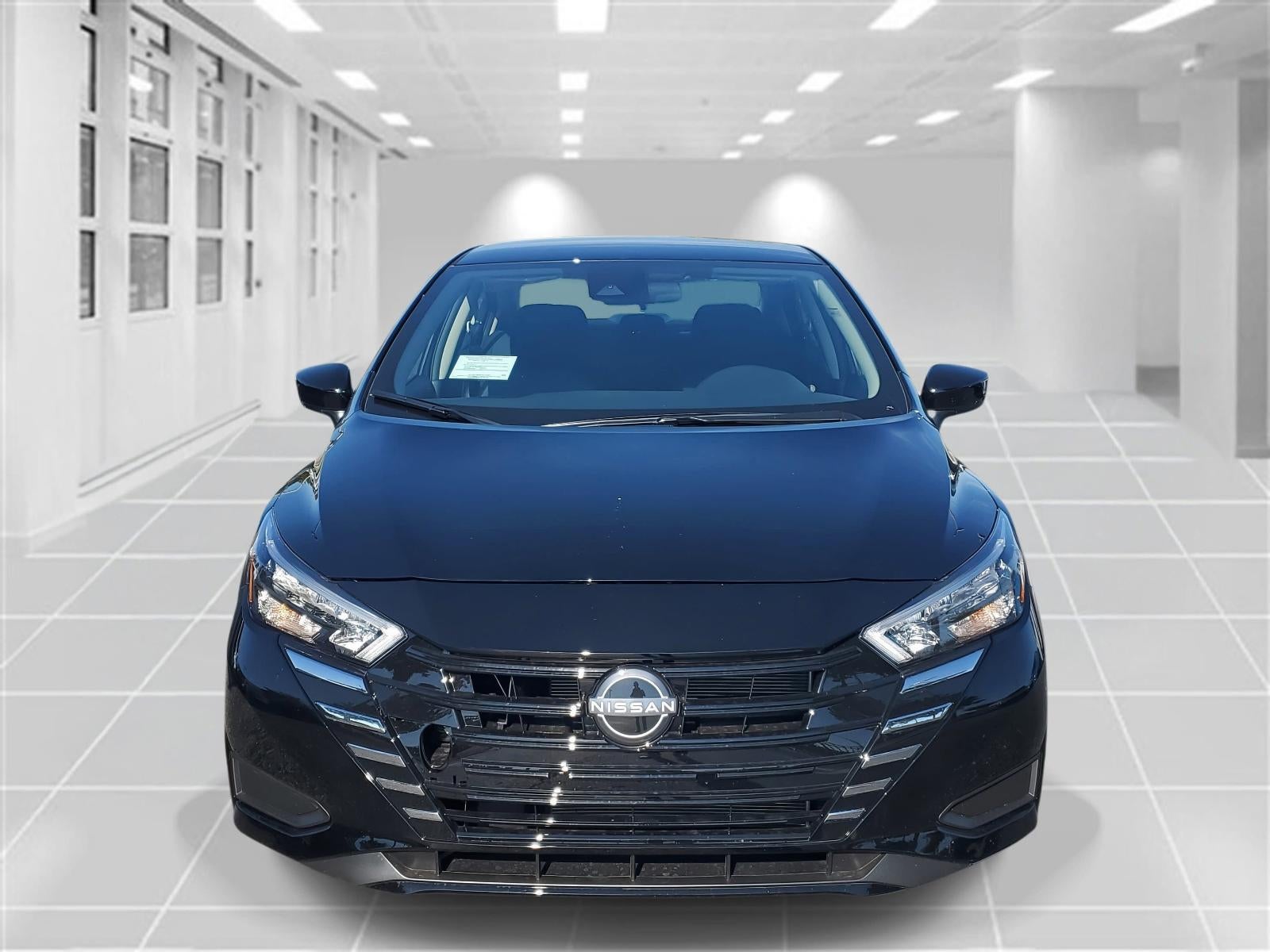 2025 Nissan Versa SV CVT