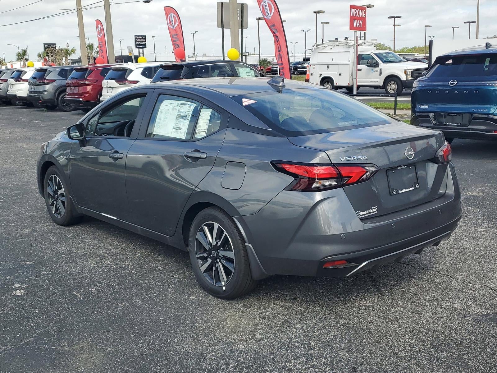 2025 Nissan Versa SV CVT