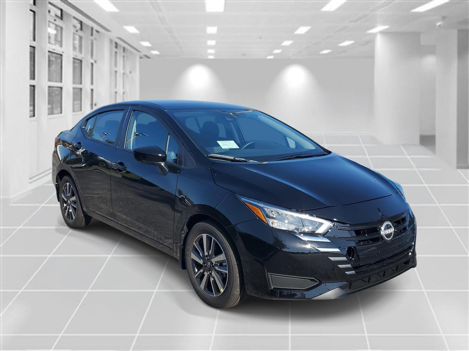 2025 Nissan Versa SV CVT