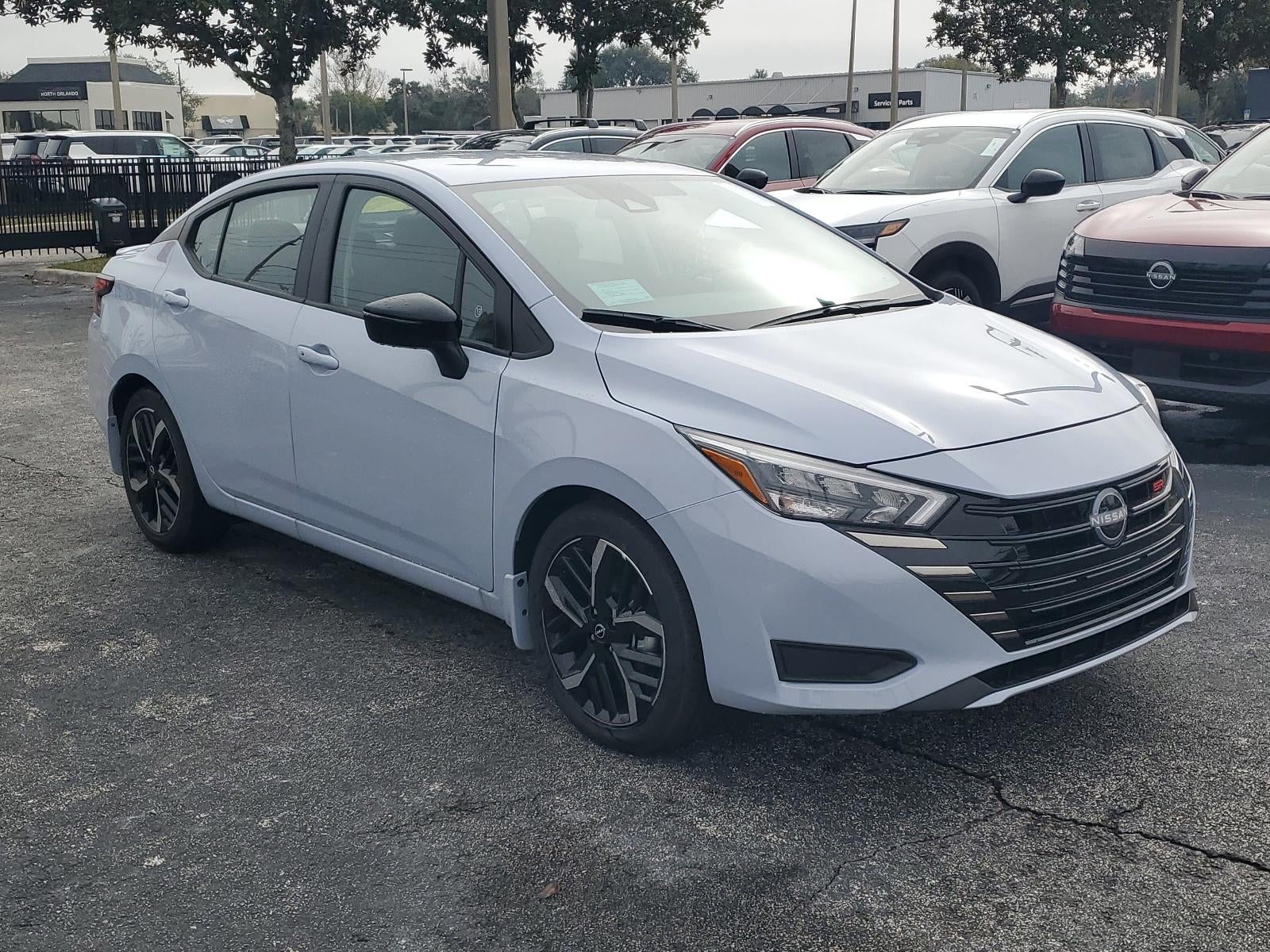 2025 Nissan Versa SR CVT