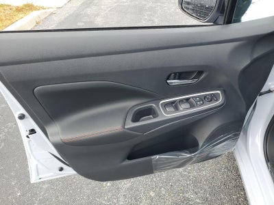 2025 Nissan Versa SR CVT