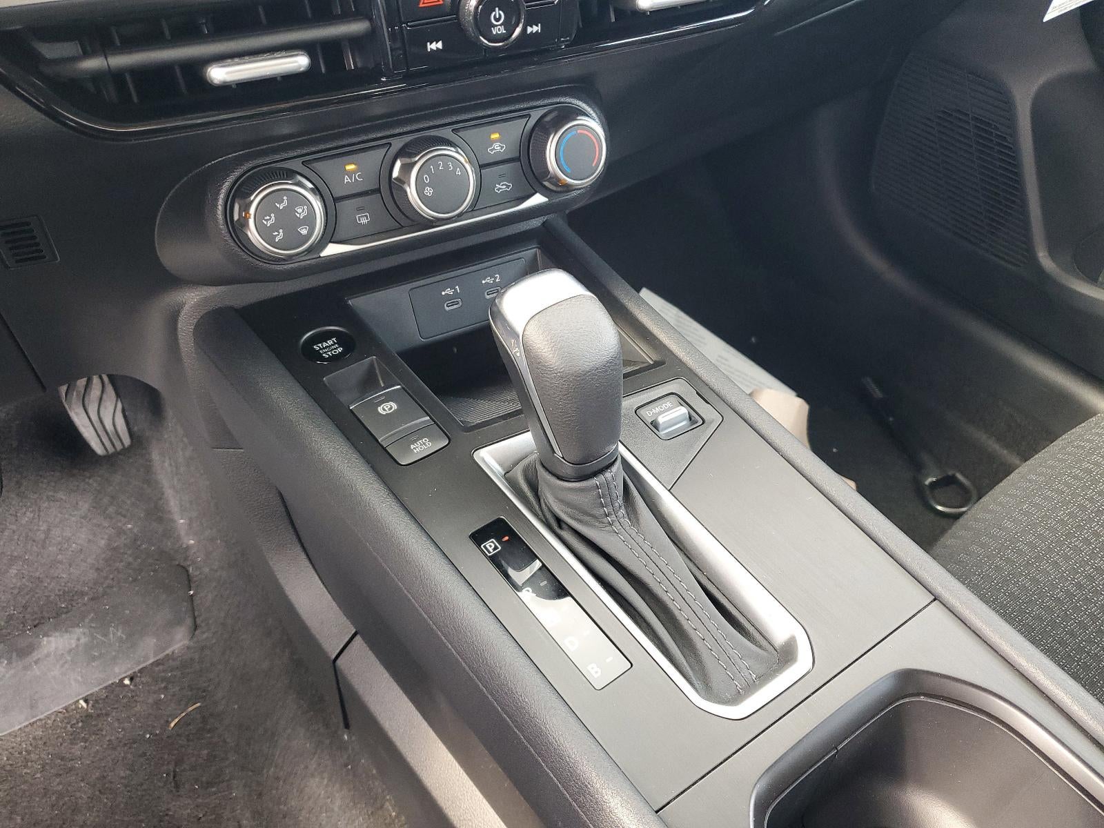 2026 Nissan Kicks S FWD