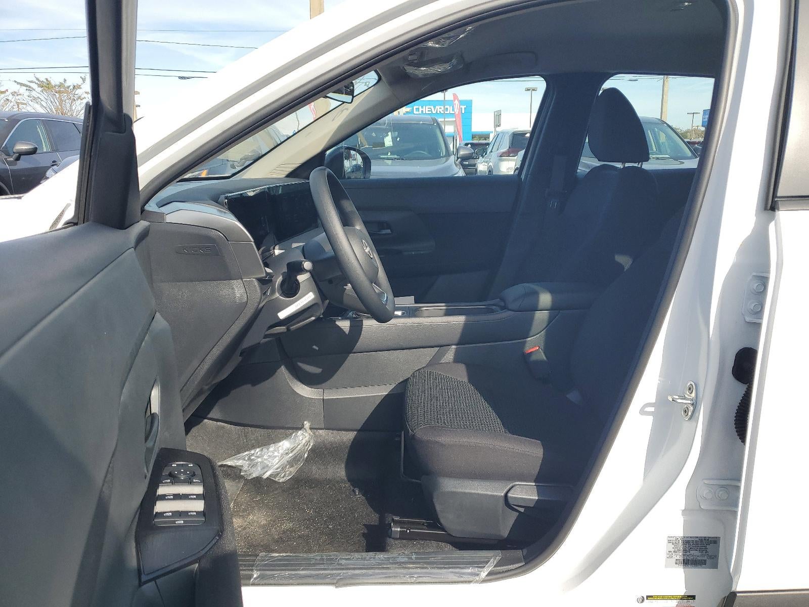 2026 Nissan Kicks S FWD