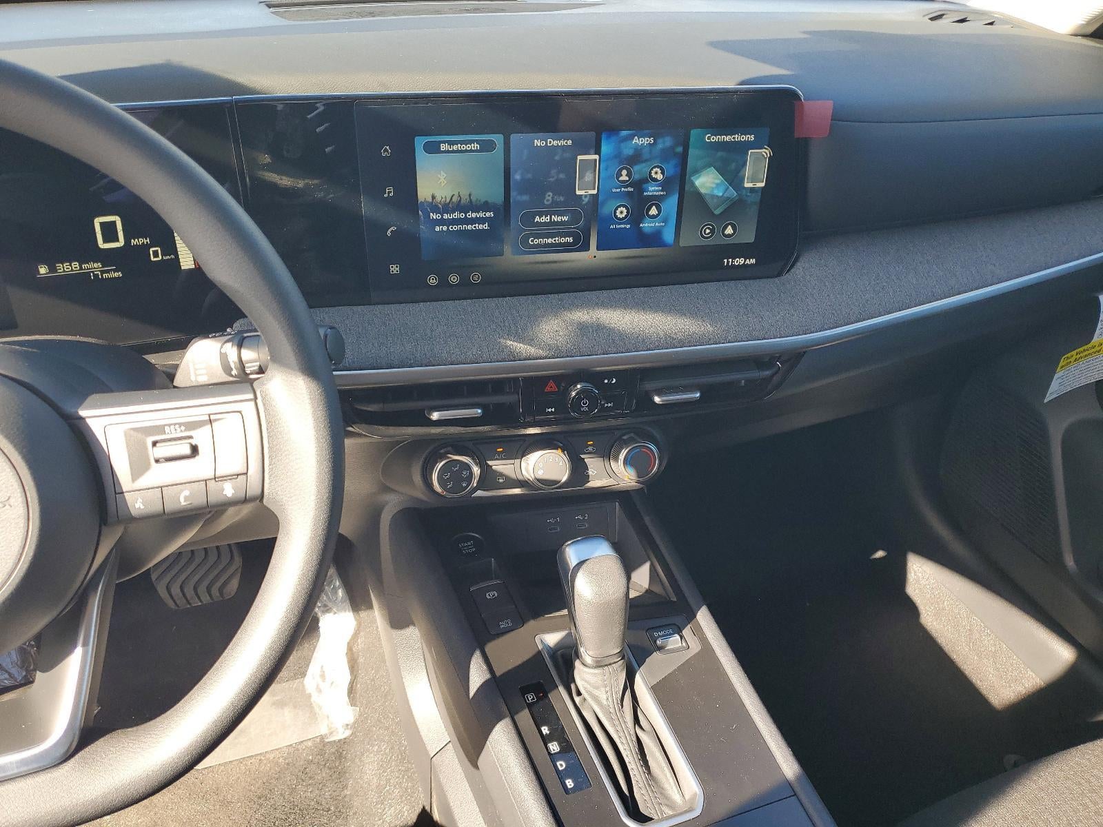 2026 Nissan Kicks S FWD