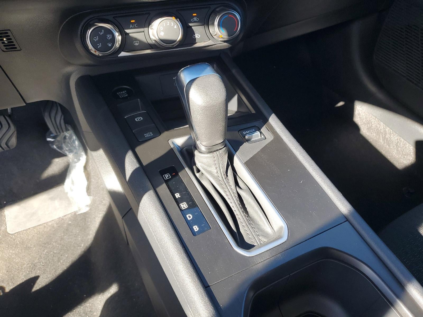 2026 Nissan Kicks S FWD