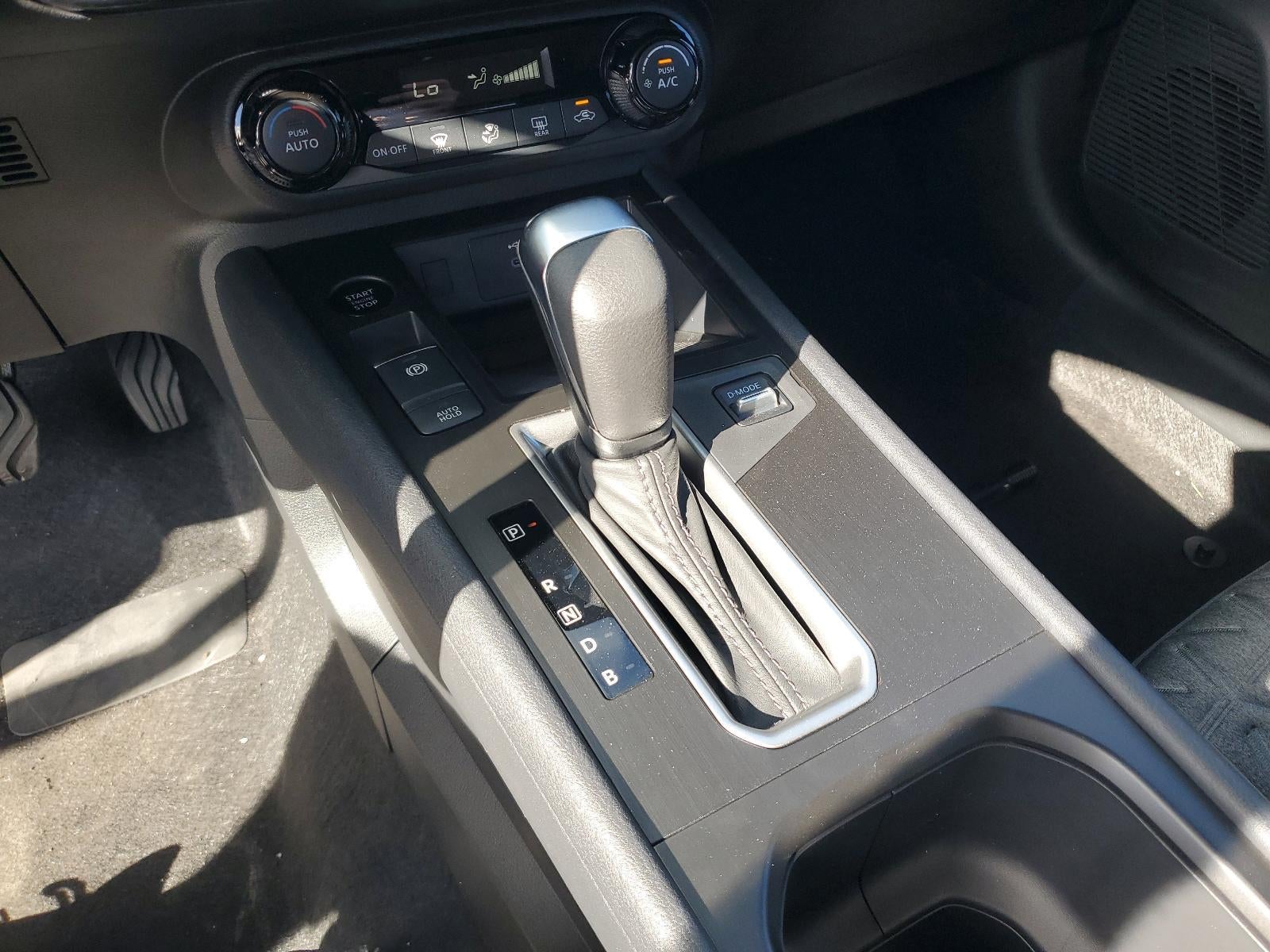 2026 Nissan Kicks SV FWD