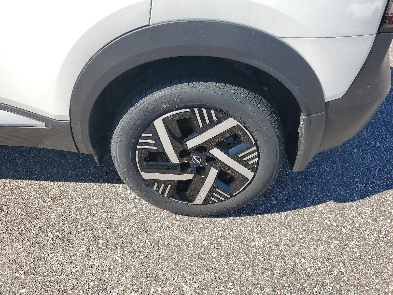 2026 Nissan Kicks SV FWD