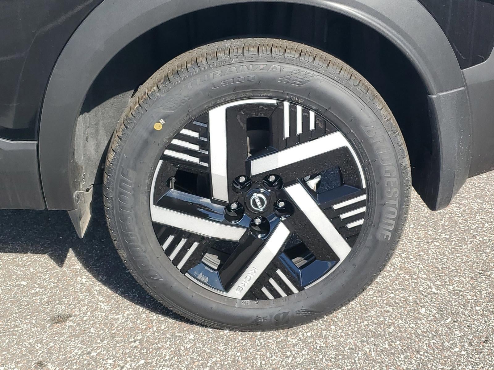 2026 Nissan Kicks SV FWD