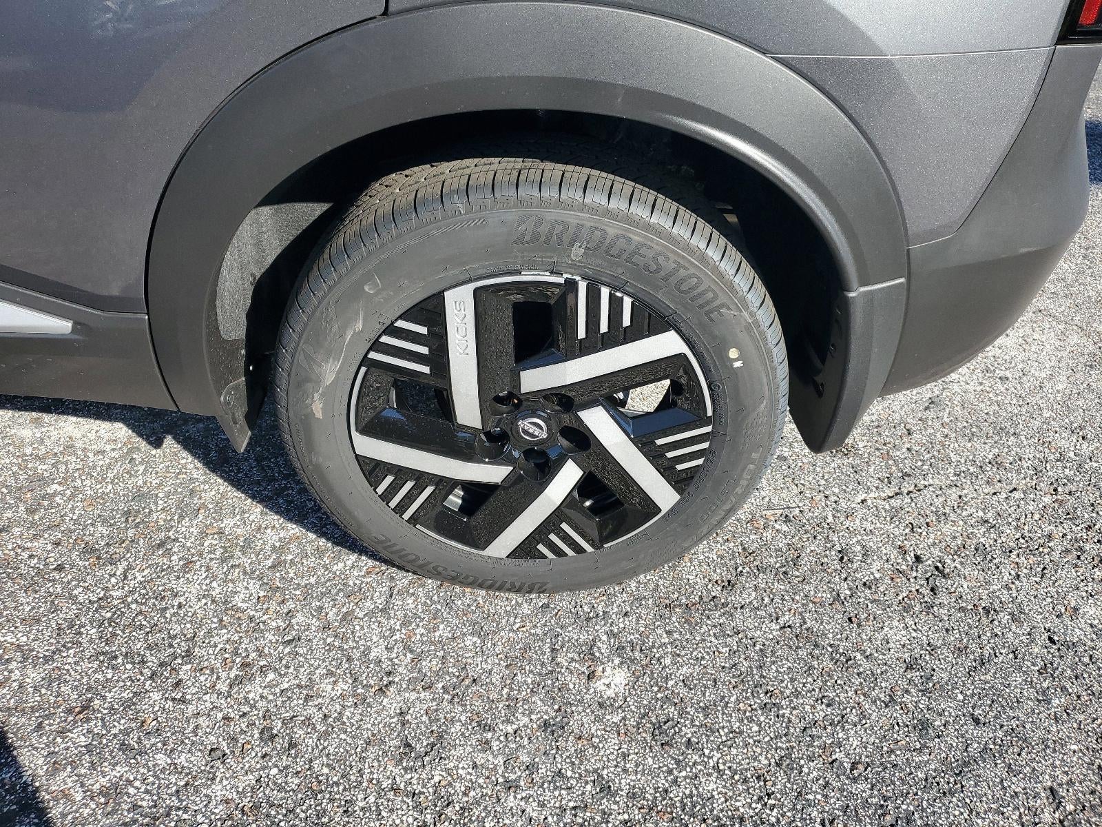 2026 Nissan Kicks SV FWD