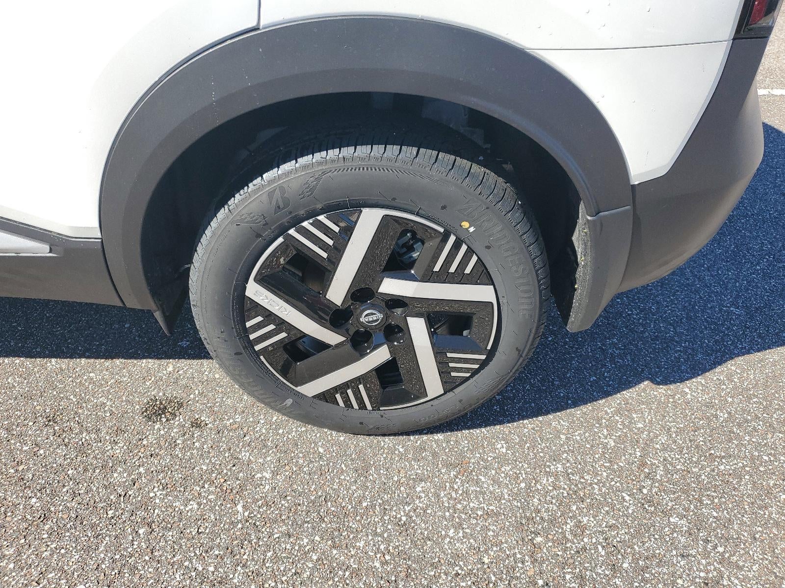 2026 Nissan Kicks SV FWD