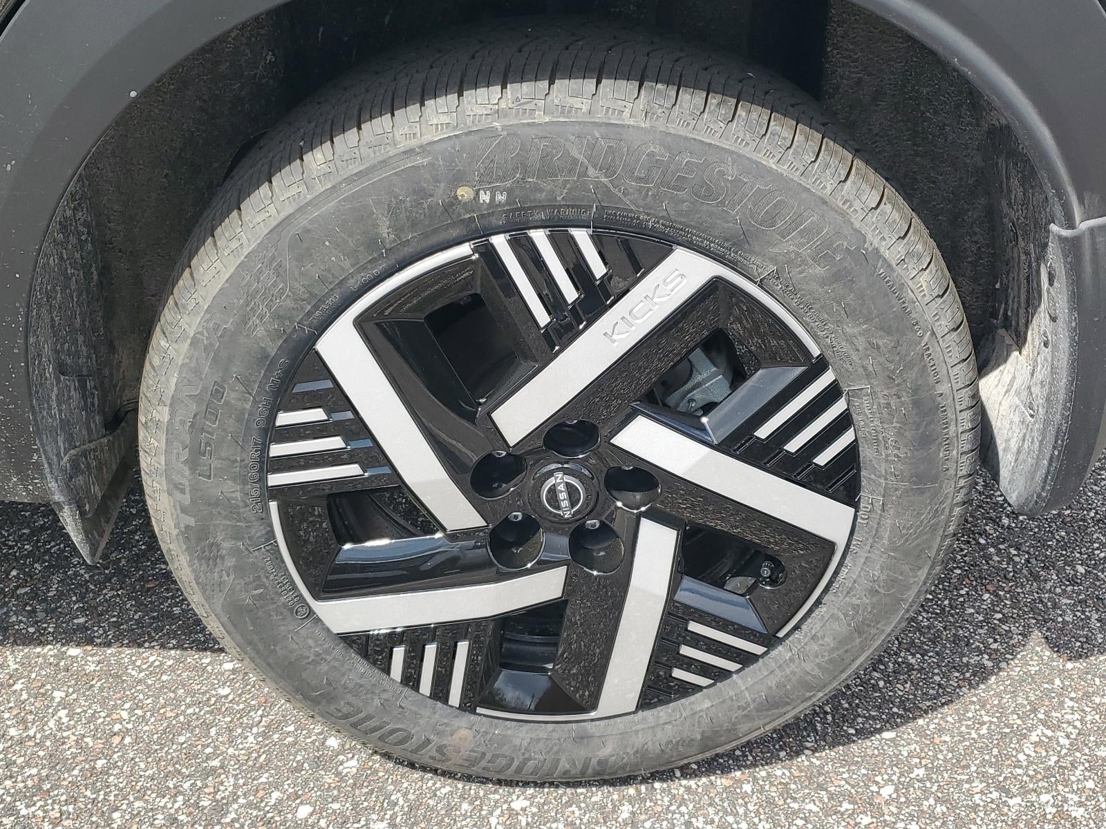 2026 Nissan Kicks SV FWD