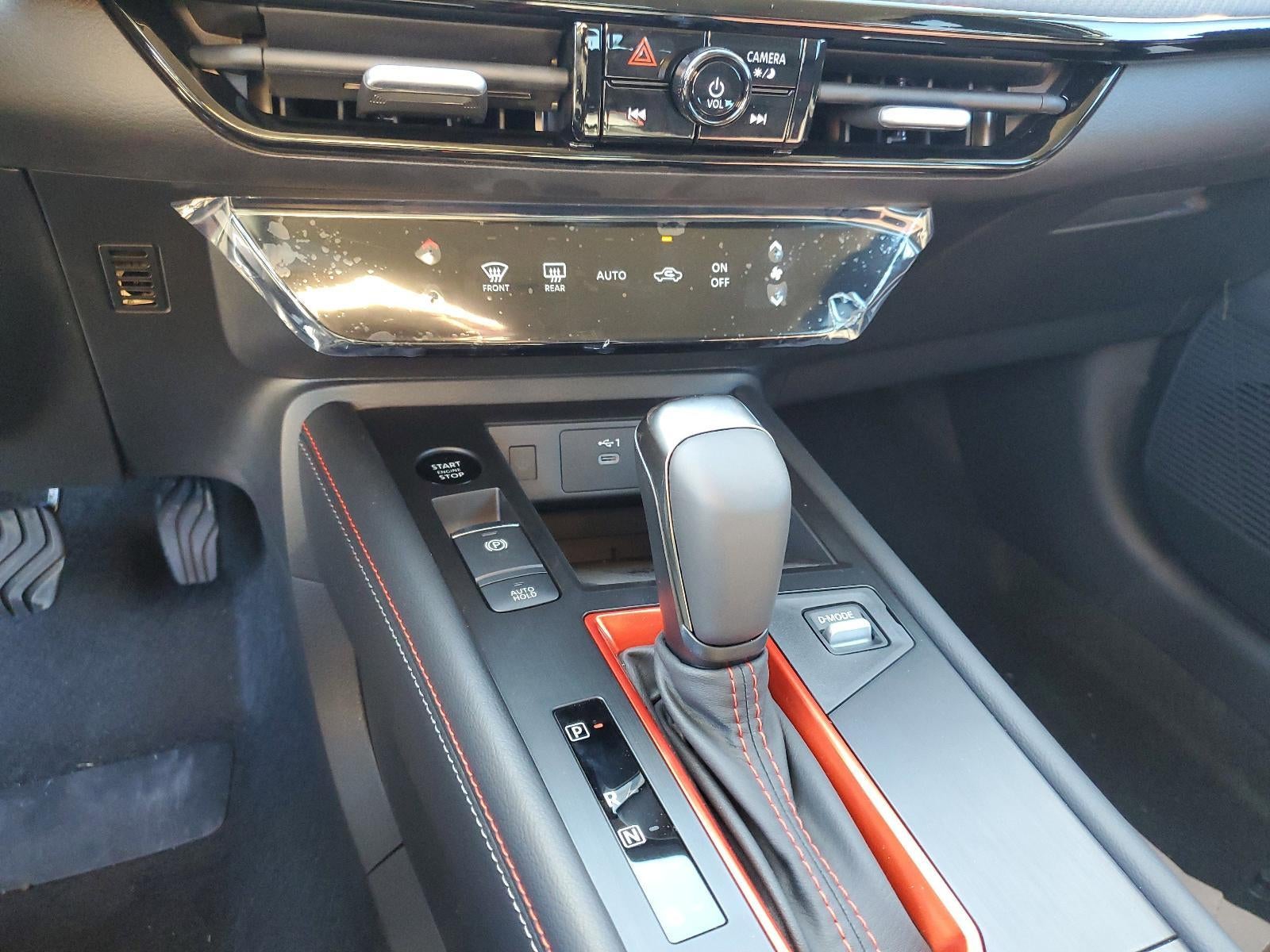 2026 Nissan Kicks SR FWD