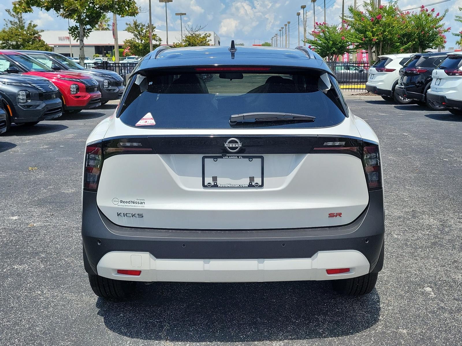 2026 Nissan Kicks SR FWD
