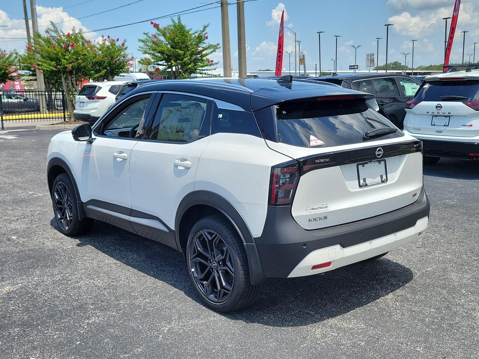 2026 Nissan Kicks SR FWD
