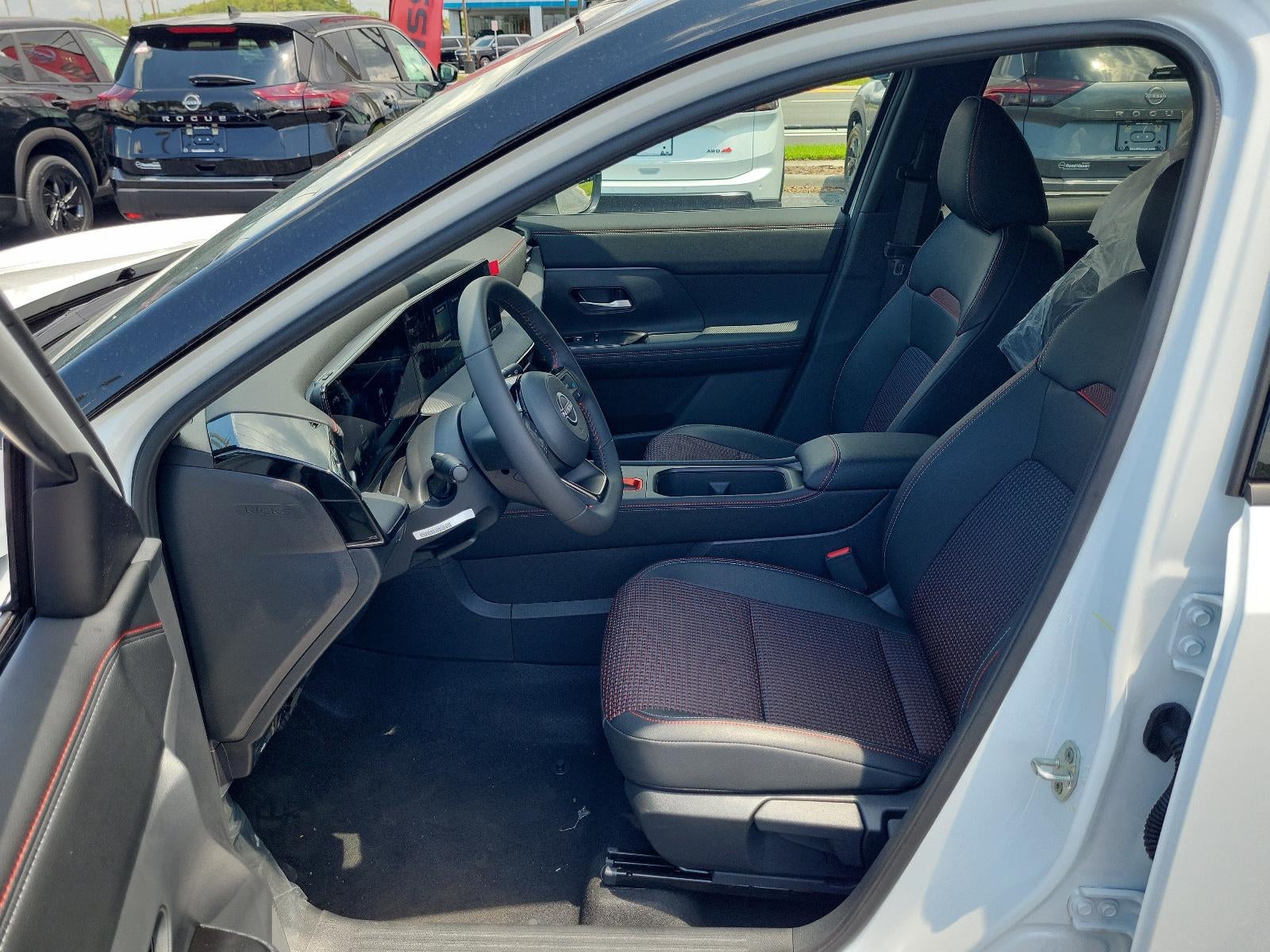 2026 Nissan Kicks SR FWD