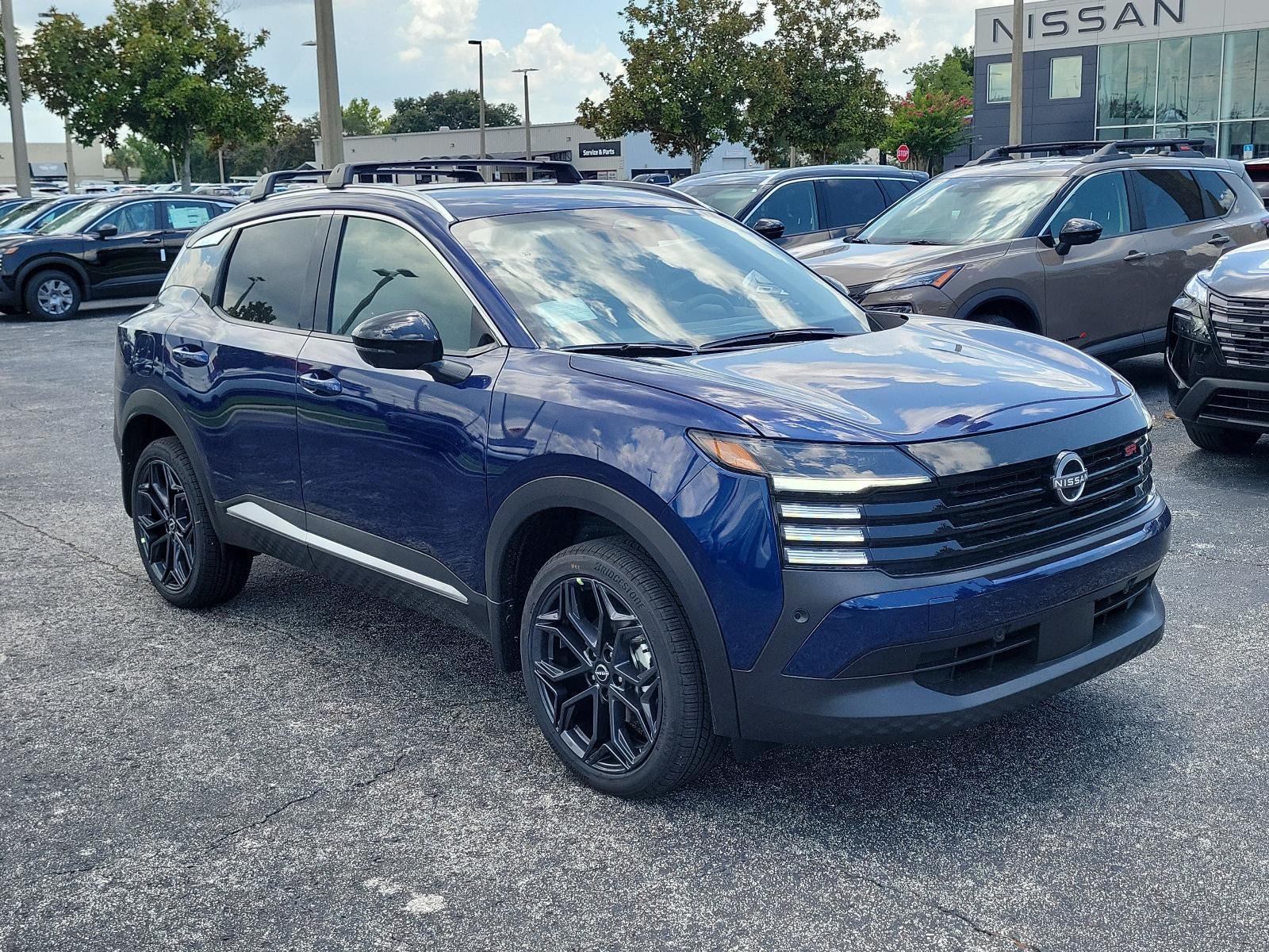 2026 Nissan Kicks SR FWD